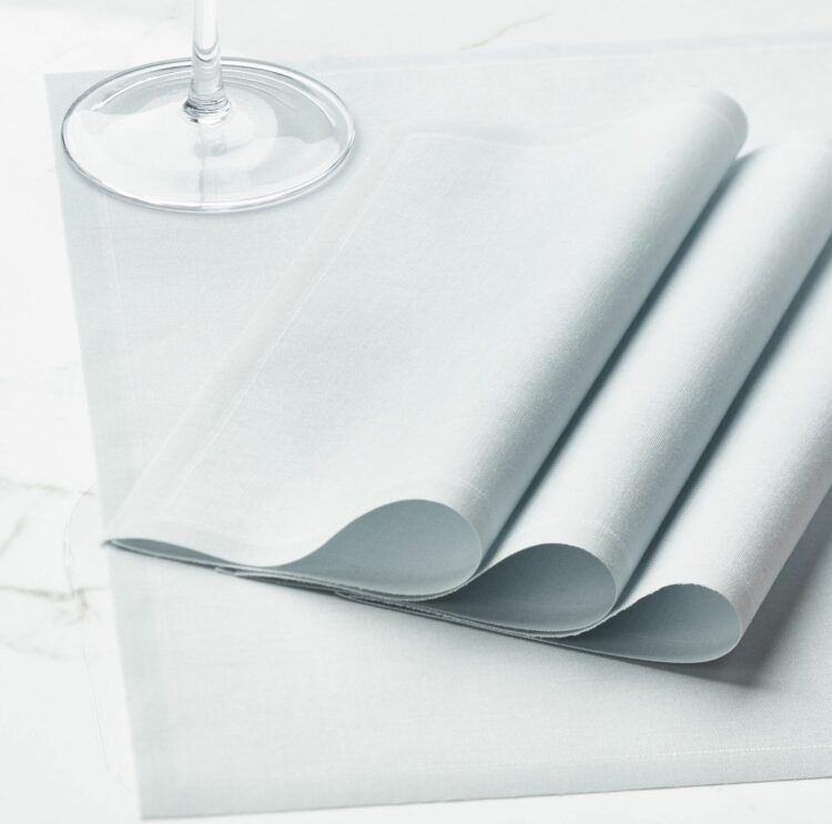 Cloth table napkins. Pearl Grey - Buy online - MY DRAP