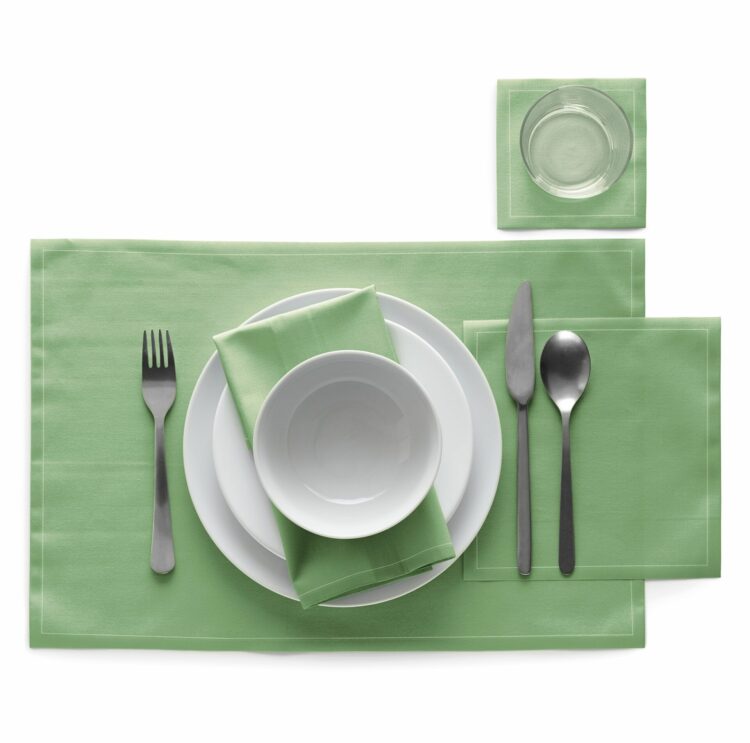 Cloth placemat eucalyptus green 48x32