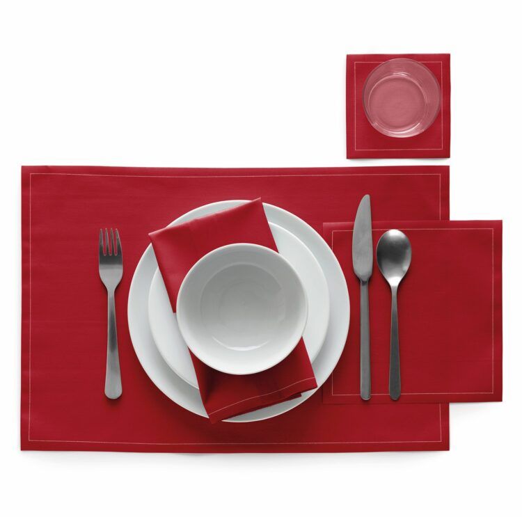 Set de table en tissu rouge carmin 48x32