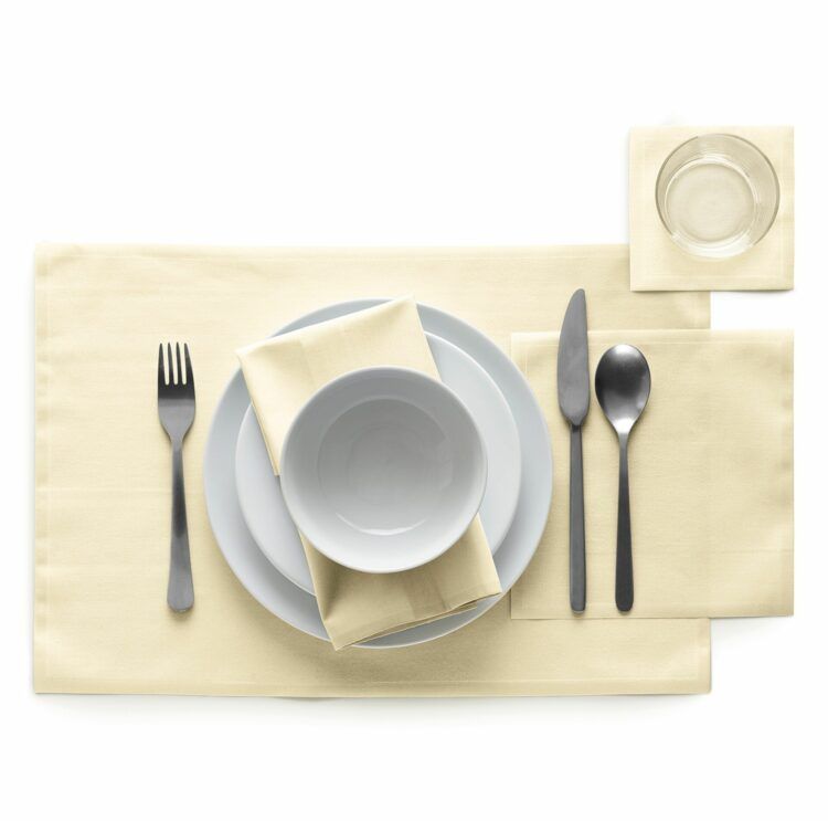 Cloth placemat pastel yellow 48x32