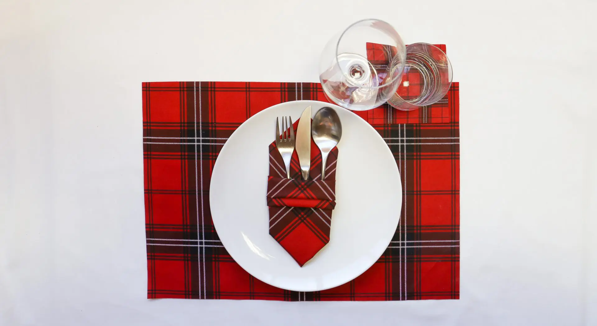 Cómo doblar servilletas para la mesa de Navidad - Mydrap