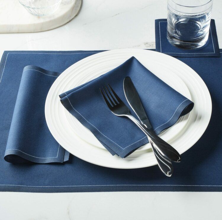 Serviette de table en tissu bleu pétrole 30x30