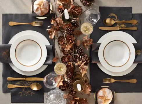 Manteles navideños individuales para una mesa elegante