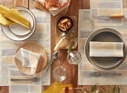 Partagez un repas avec des amis… et avec des sets de table !