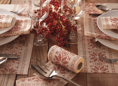 Christmas napkins for a modern and welcoming table